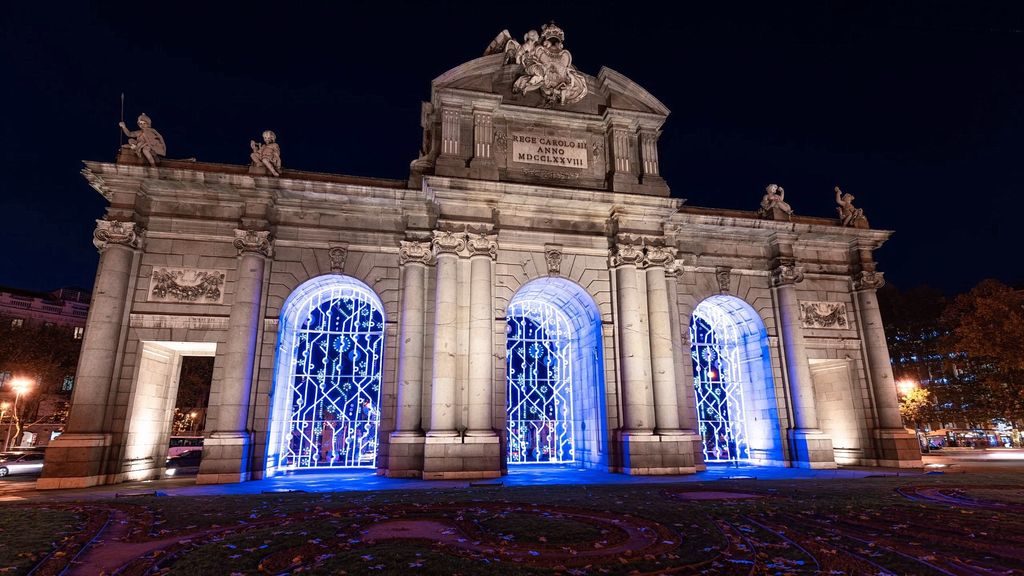Alcalá Gate neoclassical monument