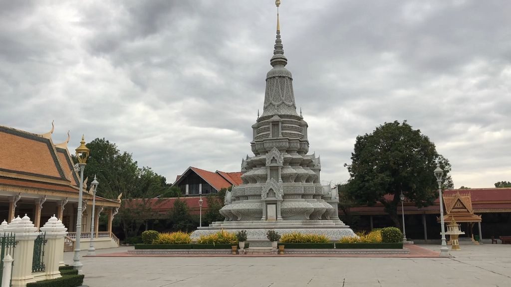камбоджа релігія