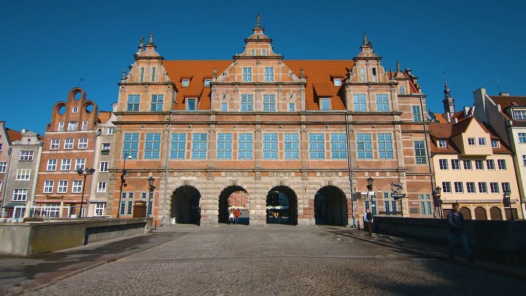 Gdańsk streets and Green Gate