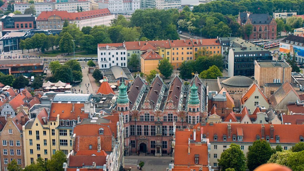 Where to eat in Gdańsk and city panorama