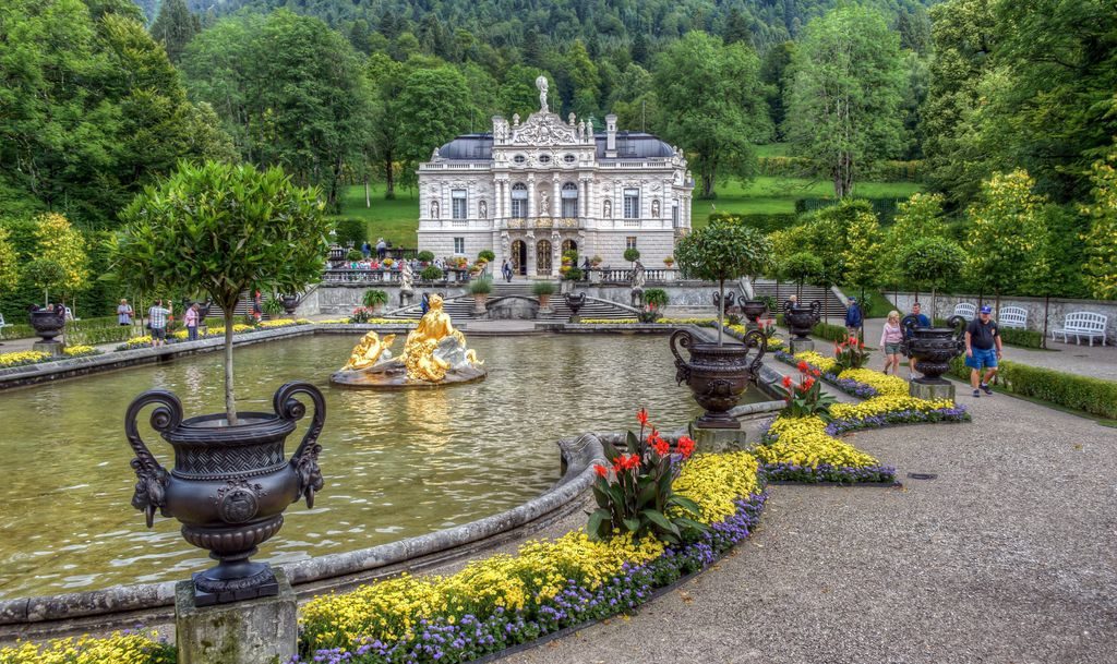 Lindenhof hill park panoramic view Zurich old town
