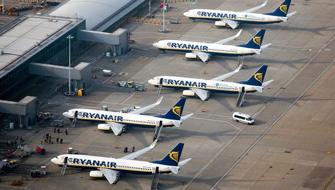 Ryanair розпродає 500 000 квитків зі знижкою