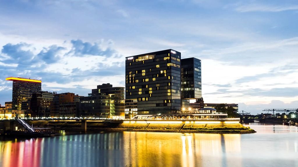 Modern Düsseldorf architecture