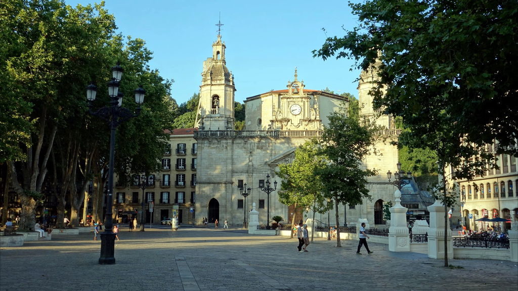 St. Nicholas Church, Bilbao with detailed facade