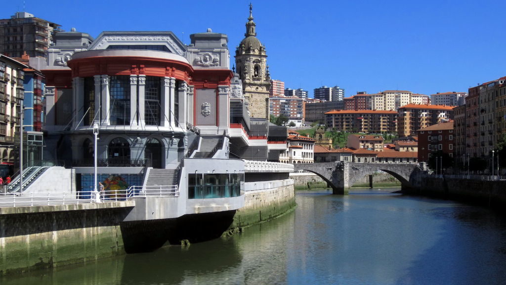 San Antón Church and bridge in Bilbao
