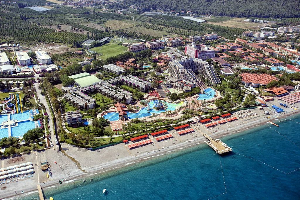 Готель Limak Limra Hotel & Resort