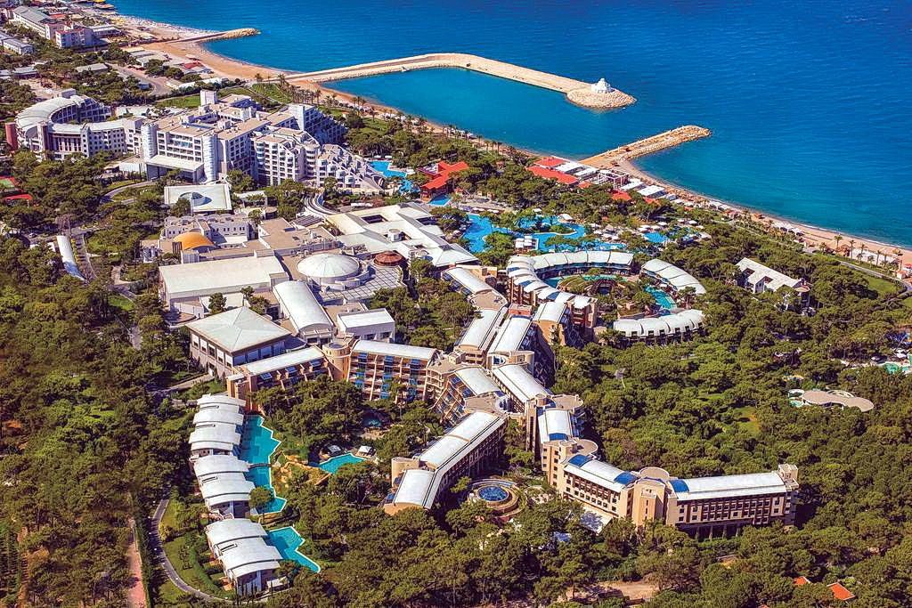 Готель Rixos Sungate