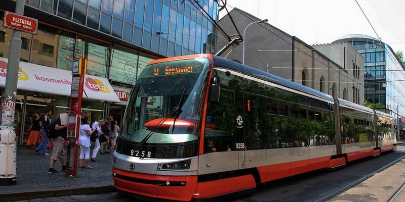 Туристи можуть відстежувати завантаженість транспорту в Празі