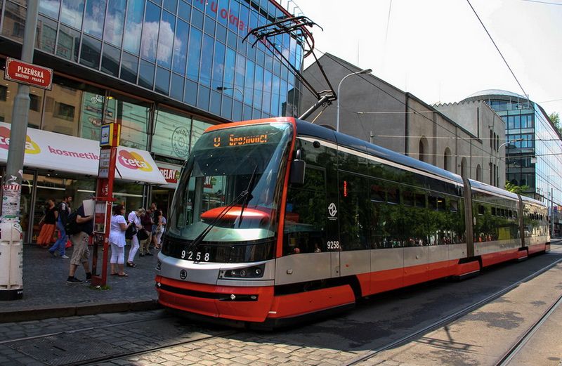 Туристи можуть відстежувати завантаженість транспорту в Празі