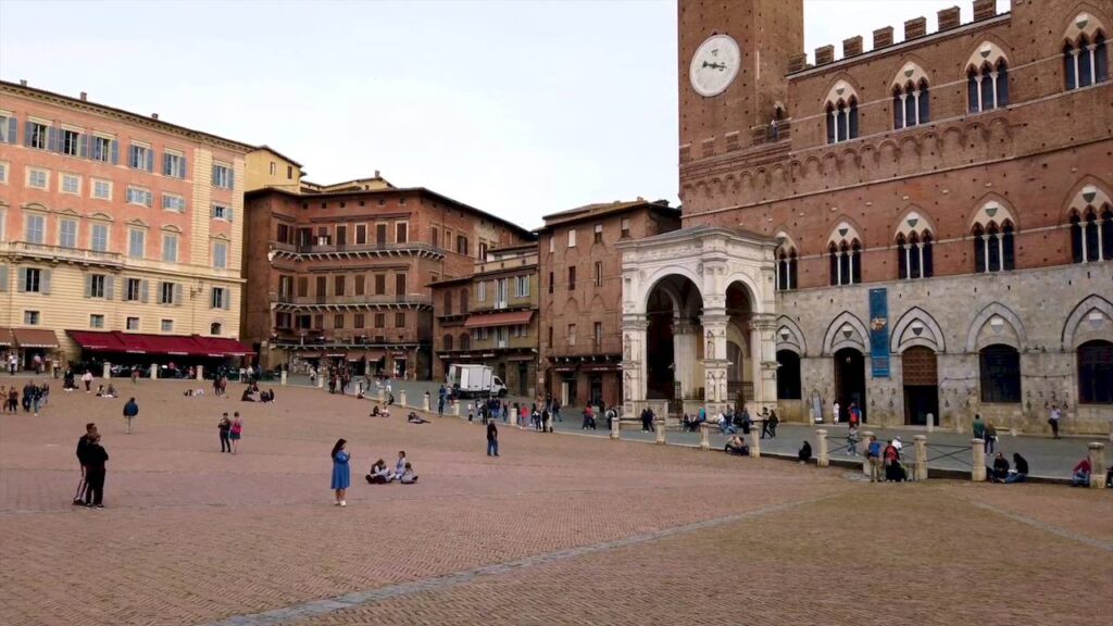 Piazza del Campo Siena famous shell-shaped square