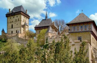 Замок Карлштейн Чехія