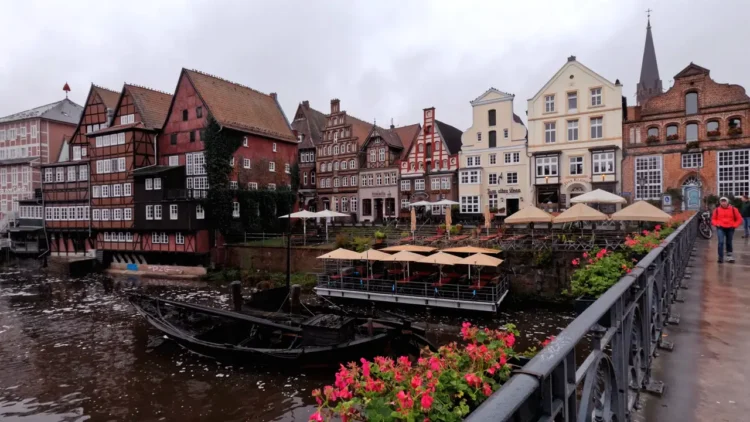 Ilmenau Embankment in Lüneburg