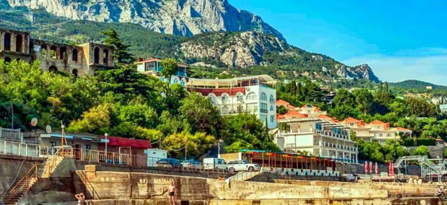 Місто Алупка Крим
