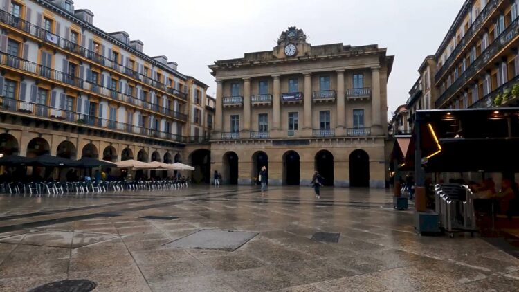 Constitution Square