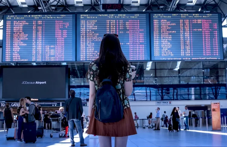 How to Cut Costs on Flights