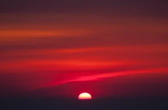 A beautiful reddish sunset from the seashore
