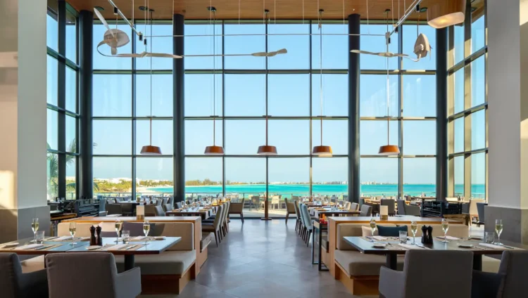 Different types of hotel breakfast options based on star rating